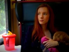 Breastfeeding (www.pusteblumenbaby.de), Flickr